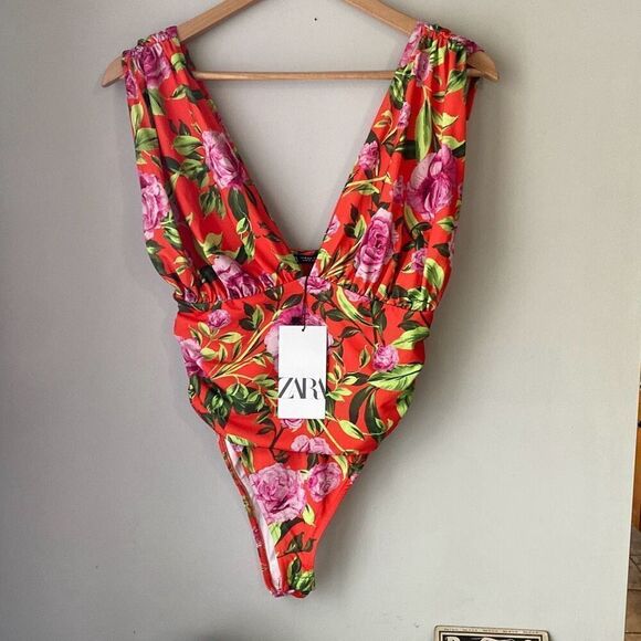 NWT ZARA floral one piece bodysuit ruched size medium orange deep v neck - Picture 1 of 9